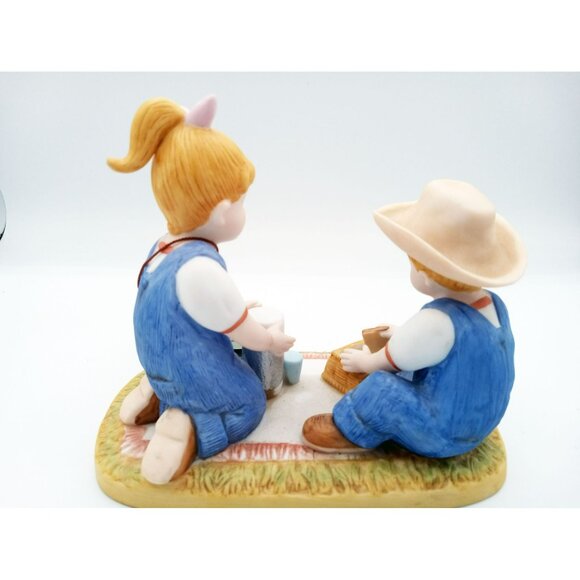 Denim Days by Home Interiors and Gifts 1998 Vintage Figurine Boy and Girl Picnic - Picture 6 of 12